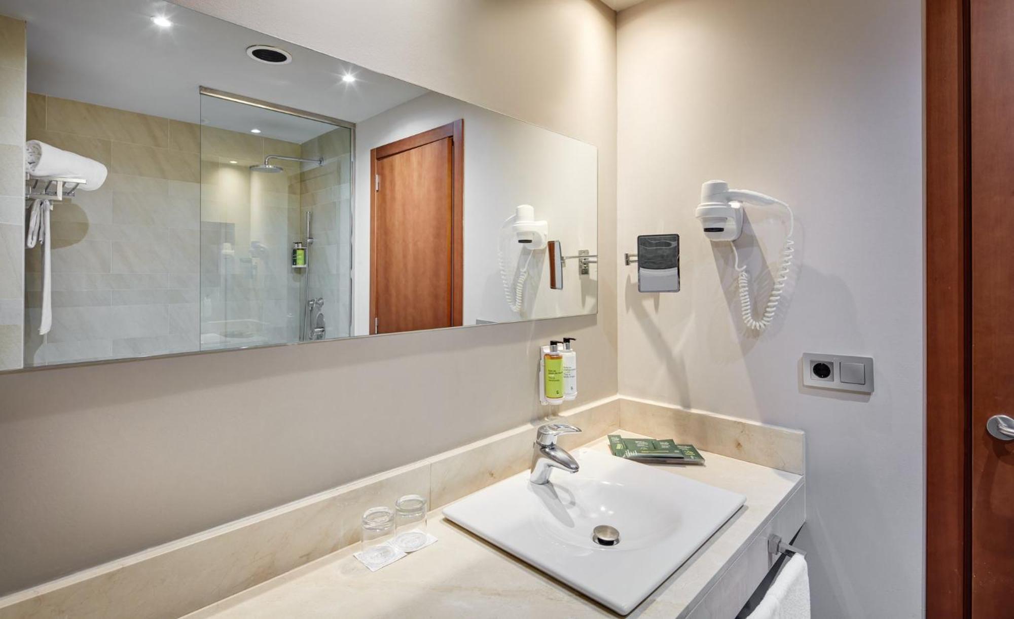 Hotel Sercotel Ciutat De 4*