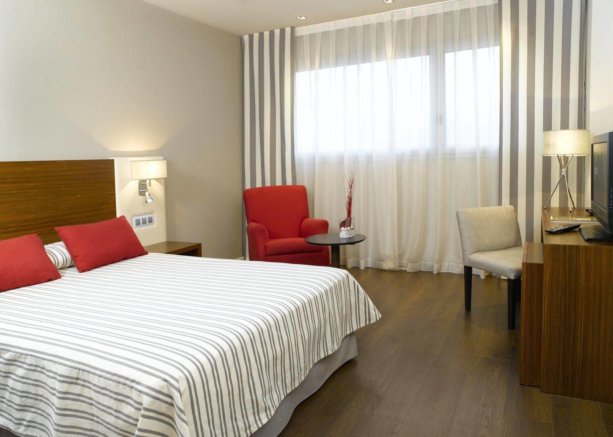 Hotel Sercotel Ciutat De 4*